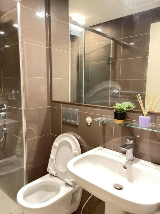 דירות מנילה The Serene Escape Rockwell Makati City View 1Br מראה חיצוני תמונה