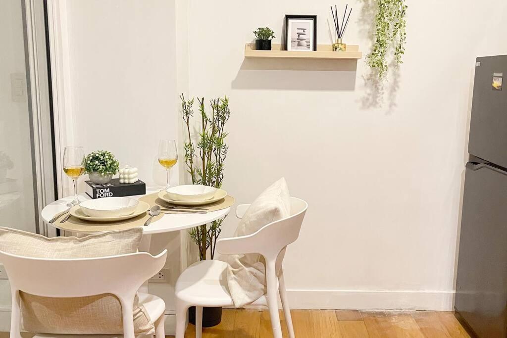 דירות מנילה The Serene Escape Rockwell Makati City View 1Br מראה חיצוני תמונה