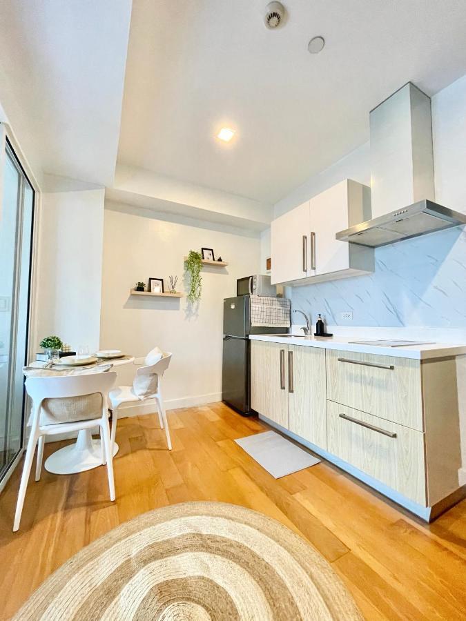 דירות מנילה The Serene Escape Rockwell Makati City View 1Br מראה חיצוני תמונה